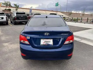 Hyundai ACCENT 2016 SE 4dr Sedán 6A