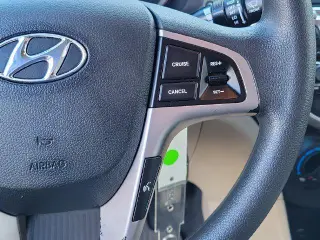 Hyundai ACCENT 2015 GLS 4p Sedan