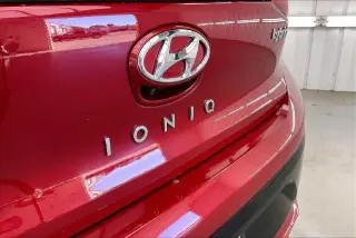 Hyundai IONIQ Hybrid 2019 SEL 4p Hatchback