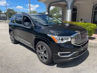 GMC Acadia 2018 Denali 4p SUV