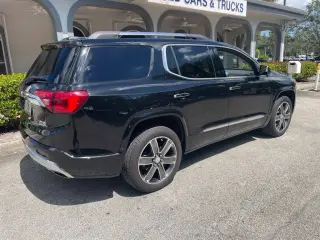 GMC Acadia 2018 Denali 4p SUV