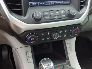 GMC Acadia 2017 SLT-1 4dr SUV