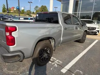 Chevrolet Silverado 1500 2024 4x2 Custom 4dr Crew Cab 5,8 ft. SB