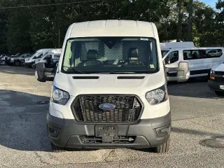 Ford Transit 2023 250 3dr SWB Techo Medio Caravana de Carga