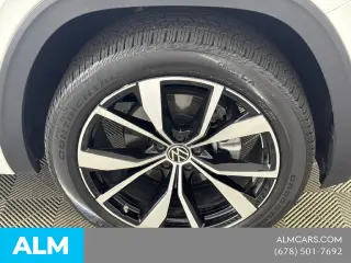 Volkswagen Atlas Cross Sport 2025 AWD SEL Premium R-Line 4Motion 4p SUV