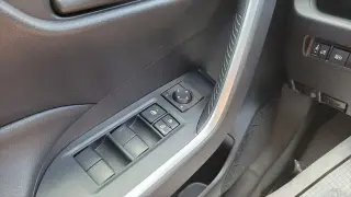 Toyota RAV4 2020 LE SUV 4 puertas