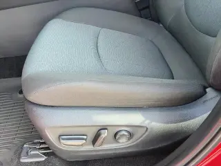 Toyota RAV4 2025 XLE 4p SUV