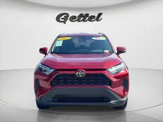 Toyota RAV4 2025 XLE 4p SUV