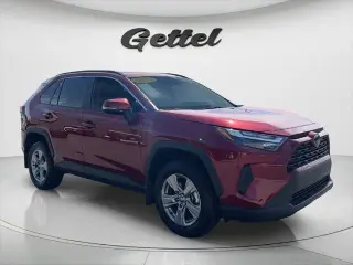 Toyota RAV4 2025 XLE 4p SUV