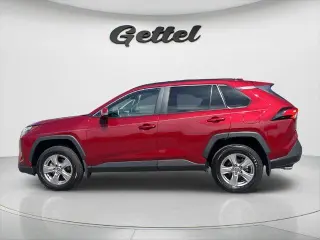 Toyota RAV4 2025 XLE 4p SUV