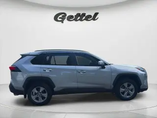 Toyota RAV4 2025 XLE 4dr SUV