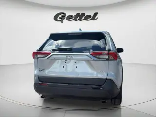 Toyota RAV4 2025 XLE 4dr SUV