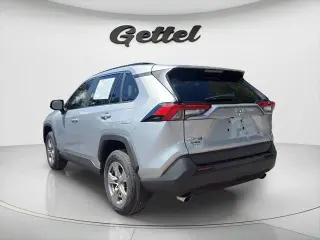 Toyota RAV4 2025 XLE 4dr SUV