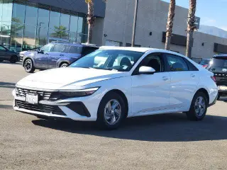 Hyundai ELANTRA 2026 SE 4dr Sedán