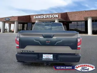 Nissan Titan 2021 4x4 PRO-4X 4dr Crew Cab 5.6 ft. SB