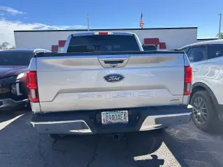 Ford F-150 2019 4x4 Lariat 4p SuperCrew 5.5 ft. CB