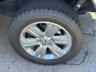 Ford F-150 2019 4x4 Lariat 4p SuperCrew 5.5 ft. CB