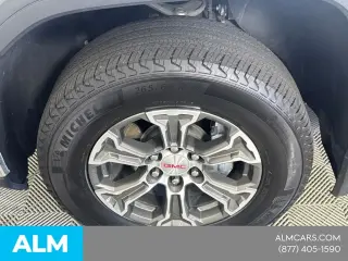 GMC Sierra 1500 2026 4x4 SLT 4p. Cabina Completa 5.8 ft. CB