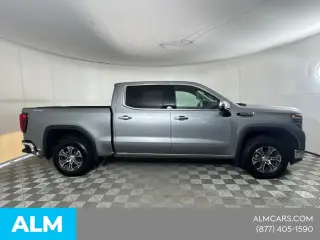 GMC Sierra 1500 2026 4x4 SLT 4p. Cabina Completa 5.8 ft. CB