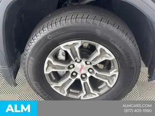 GMC Sierra 1500 2026 4x4 SLT 4p. Cabina de Tripulação de 6,6 ft. SB