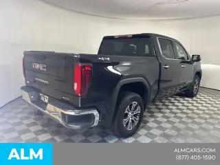 GMC Sierra 1500 2026 4x4 SLT 4p. Cabina de Tripulação de 6,6 ft. SB
