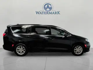Chrysler Pacifica 2025 Select 4dr Mini-Van