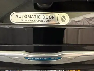 Chrysler Pacifica Hybrid 2018 Touring Plus 4dr Mini-Van