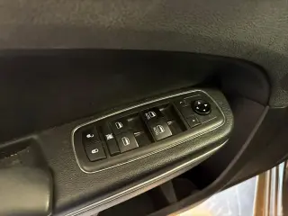Chrysler 300 2019 Touring L 4dr Sedan