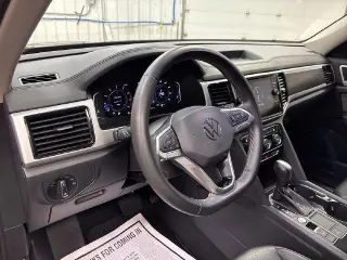 Volkswagen Atlas 2022 V6 SE 4dr SUV con Tecnología