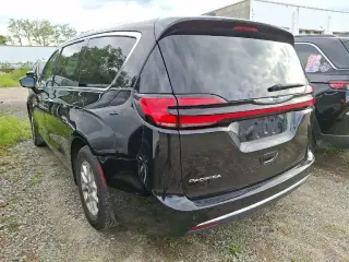 Chrysler Pacifica 2024 Touring L 4dr Mini-Van
