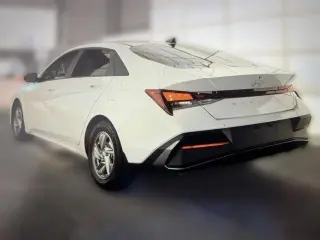 Hyundai ELANTRA 2026 SE 4dr Sedán