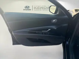 Hyundai ELANTRA 2025 SE 4dr Sedan
