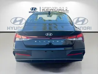 Hyundai ELANTRA 2025 SE 4dr Sedan