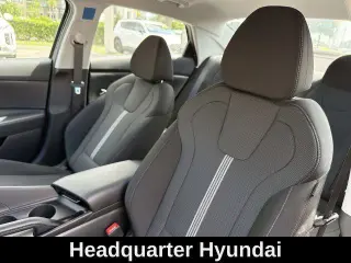 Hyundai ELANTRA 2026 SE 4dr Sedan