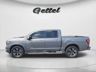 Nissan Titan 2021 4x2 Platino Reserva de Platino 4p Camioneta Cabina de Tripulacion 5.6 ft. BA