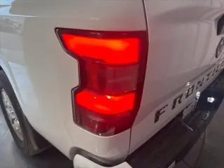 Nissan Frontier 2022 4x2 SV 4dr Crew Cab 5 ft. SB