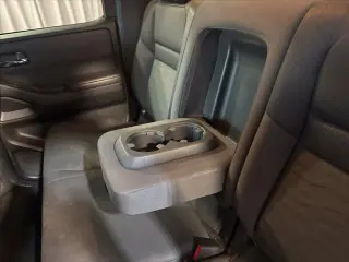 Nissan Frontier 2022 4x2 SV 4dr Crew Cab 5 ft. SB