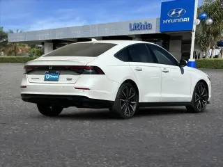 Honda Accord Hybrid 2023 Touring 4dr Sedán
