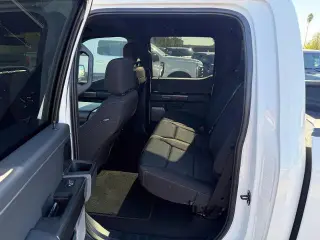 Ford F-150 2023 4x4 XLT 4p SuperCrew 5.5 ft. CB