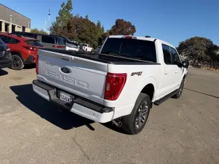 Ford F-150 2023 4x4 XLT 4p SuperCrew 5.5 ft. CB
