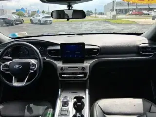 Ford Explorer 2024 AWD XLT 4p SUV