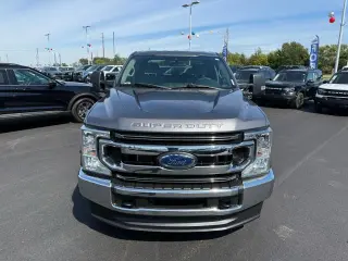 Ford F-250 Super Duty 2022 4x4 XL 4dr Crew Cab 6.8 ft. SB Pickup