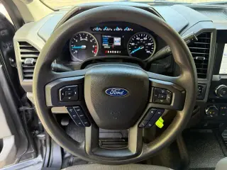 Ford F-250 Super Duty 2022 4x4 XL 4dr Crew Cab 6.8 ft. SB Pickup