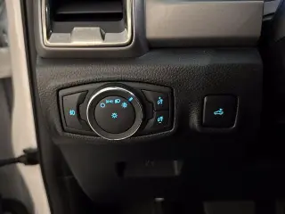 Ford Ranger 2019 4x2 XLT 4dr SuperCrew 5.1 ft. CB