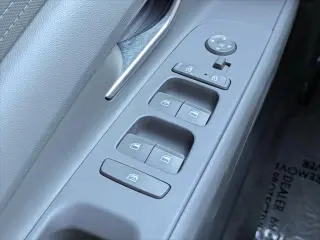 Hyundai ELANTRA 2023 SEL 4p Sedan