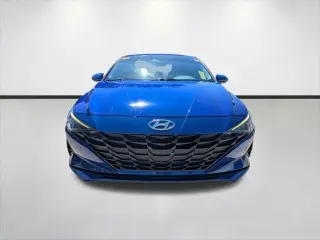Hyundai ELANTRA 2023 SEL 4p Sedan