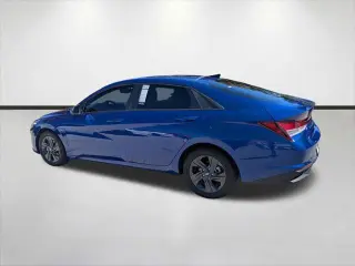 Hyundai ELANTRA 2023 SEL 4p Sedan
