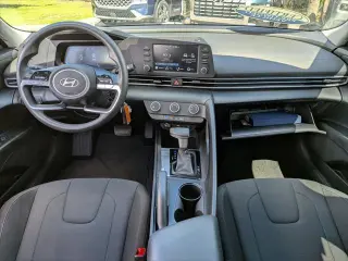 Hyundai ELANTRA 2024 SE 4p Sedan