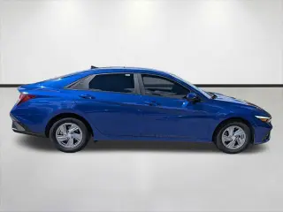 Hyundai ELANTRA 2024 SE 4p Sedan