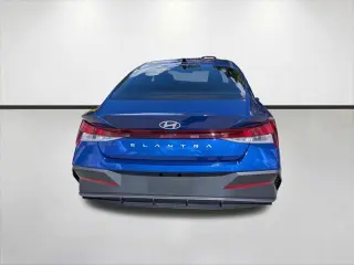 Hyundai ELANTRA 2024 SE 4p Sedan